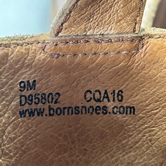 Born Sandals Women 9M Tan Leather Wedge With Ankle Strap Cushioned Comfort Lined - Picture 10 of 12